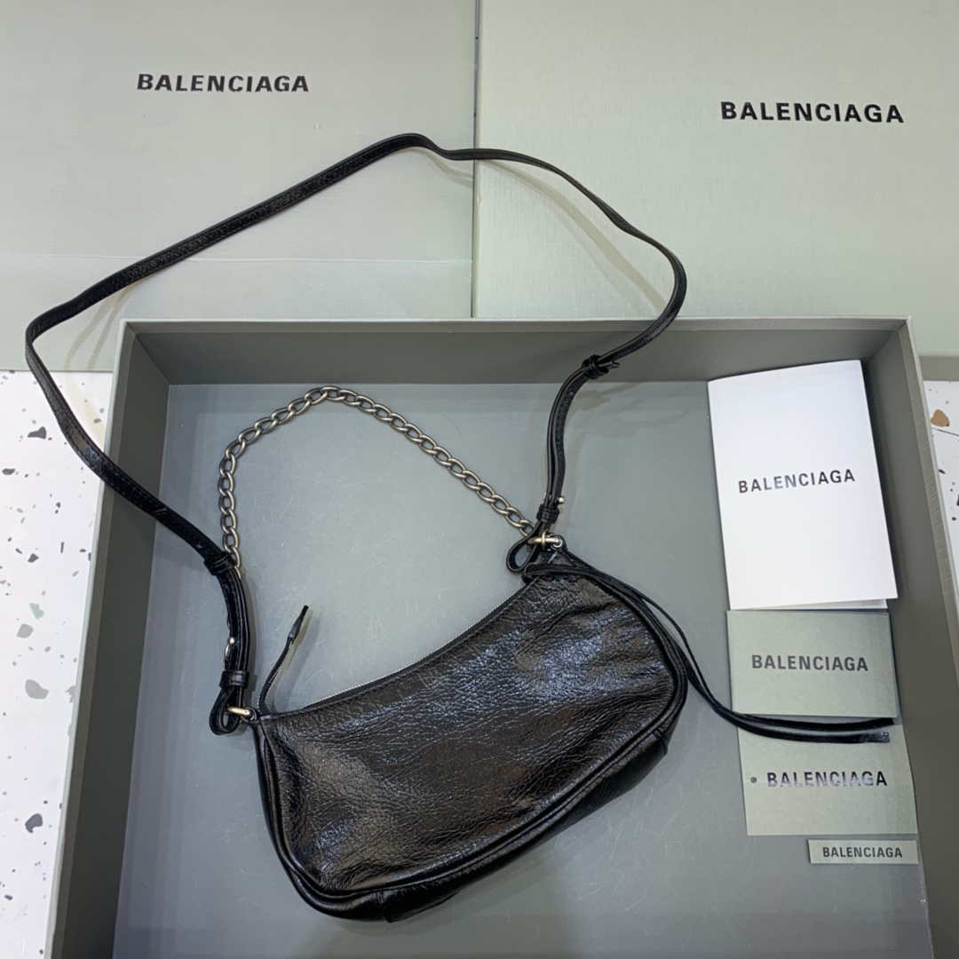 Balenciaga 6940271vg9 Le Cagole mini multipouch in black sand lambskin