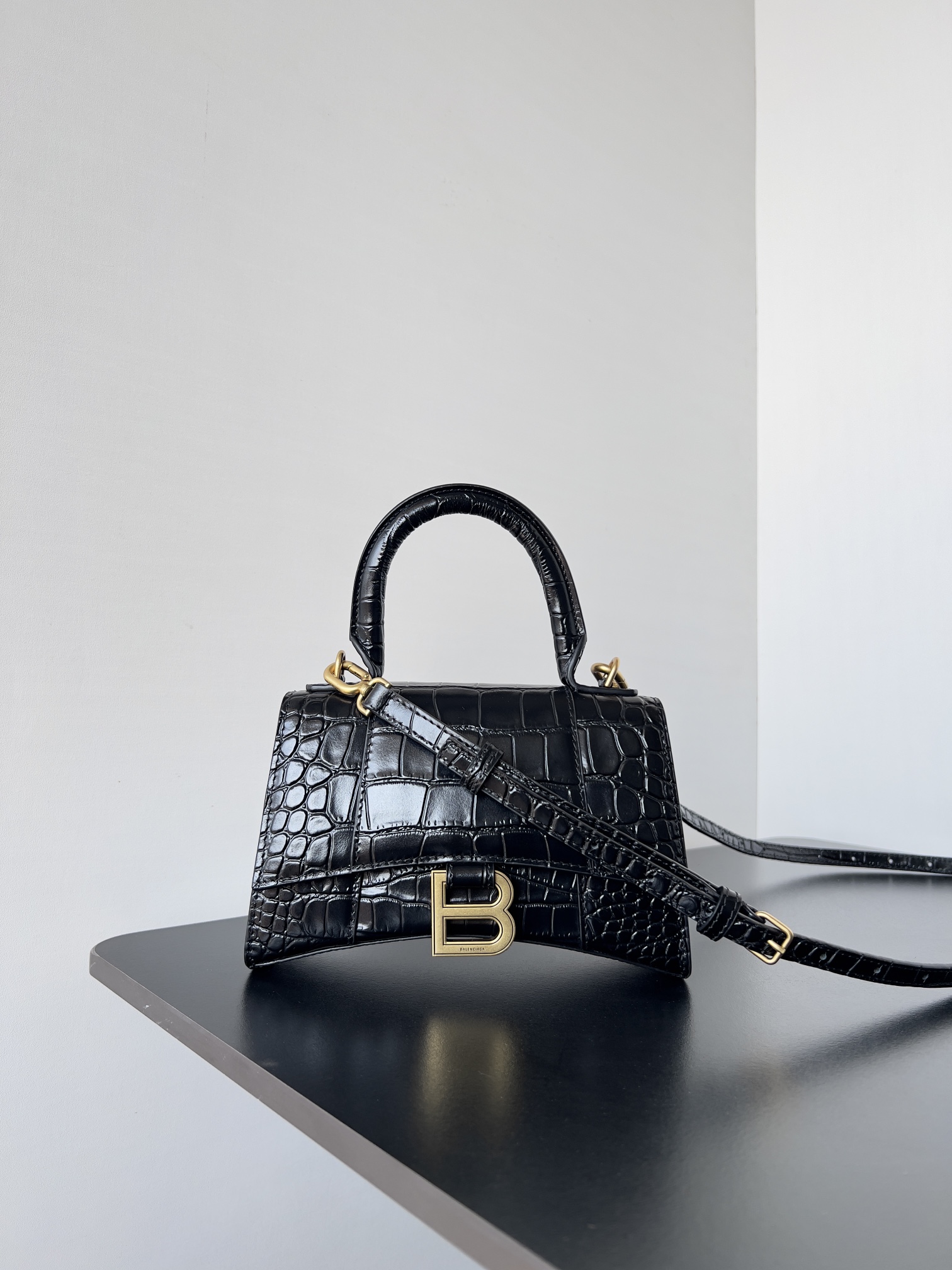 Balenciagα Hourglass 70039/crocodile pattern black gold buckle