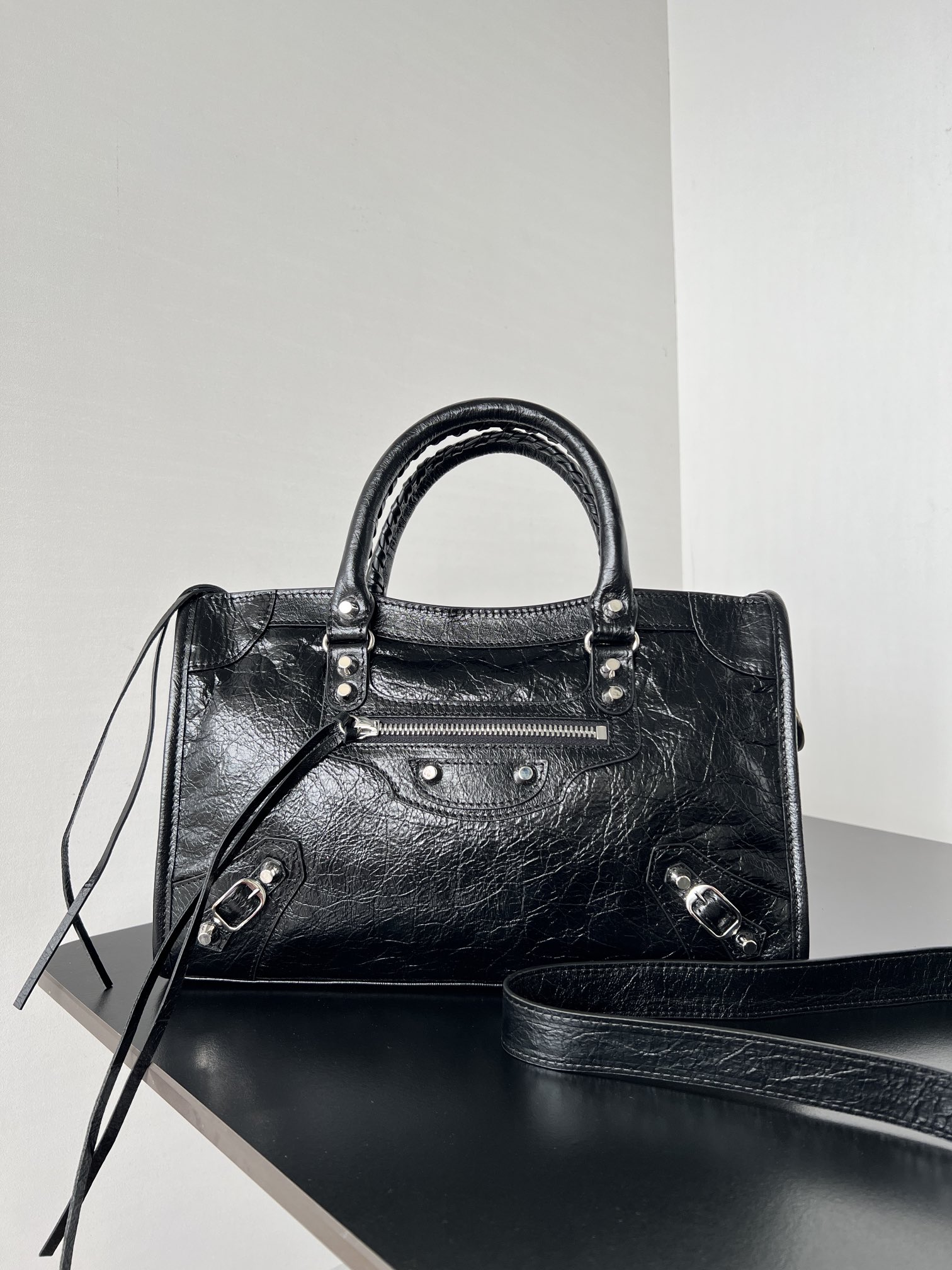 Balenciaga*le city 1055 small