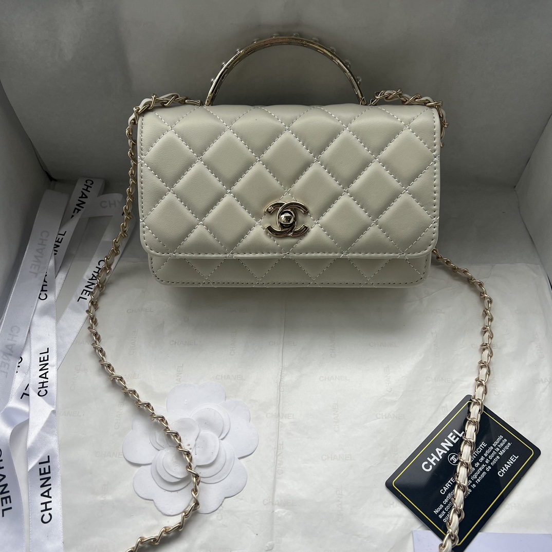 CHANEL 24S pearl handle woc 1201