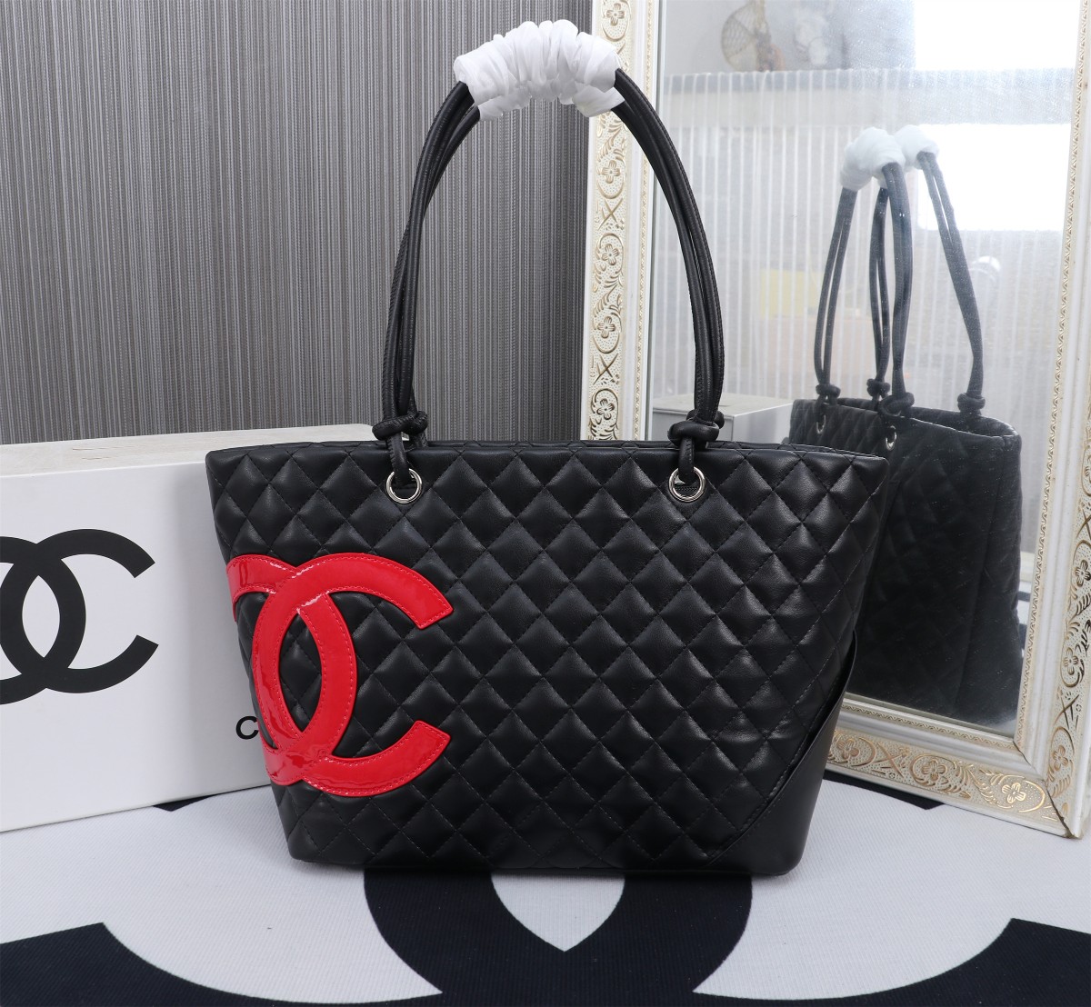 CHANEL 24A Early Spring Medium Vintage Campen Vegetable Basket Tote Bag 8858 Black&Red