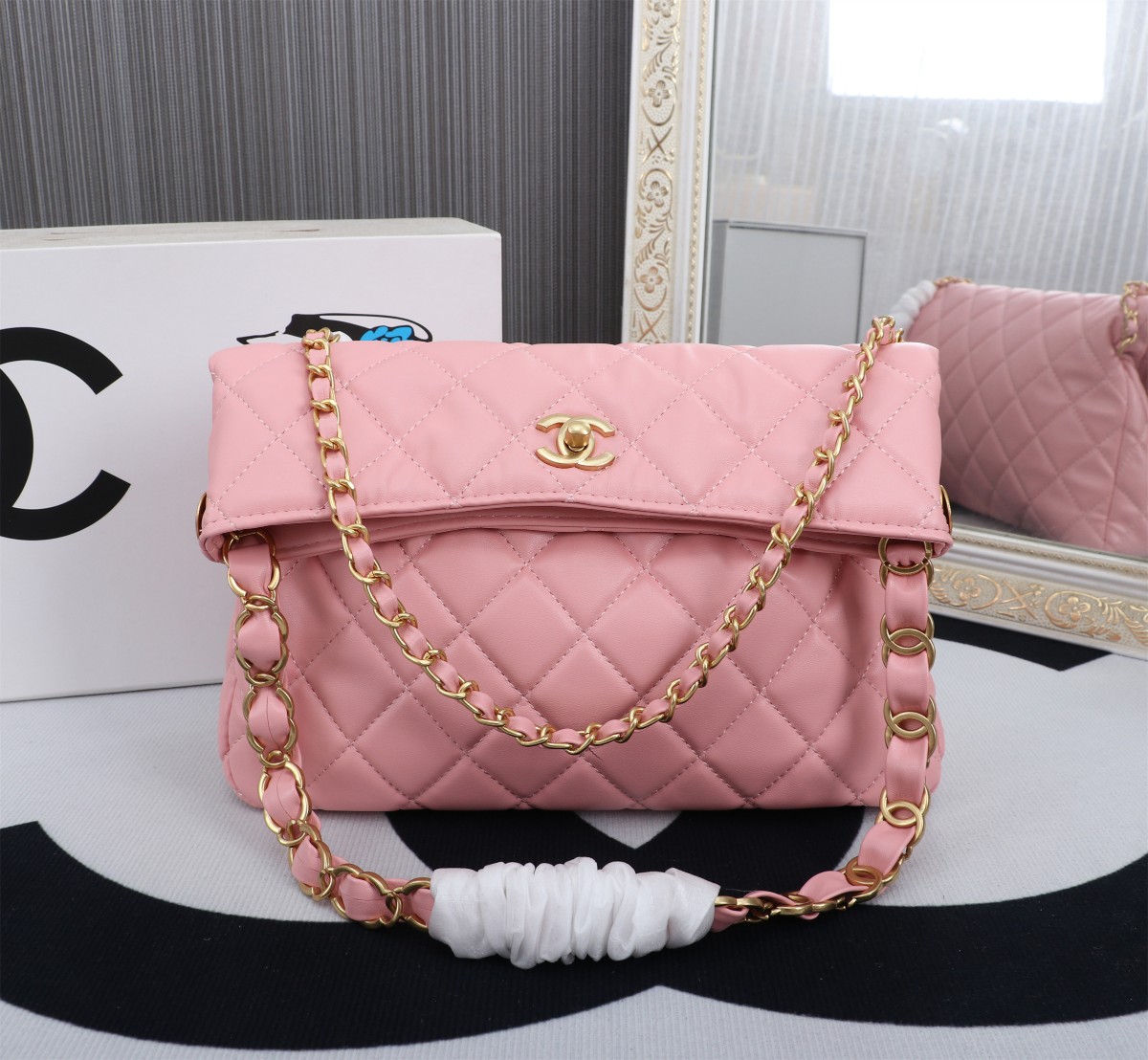 Chanel 24p hobo folding underarm hippie bag 8859 Pink