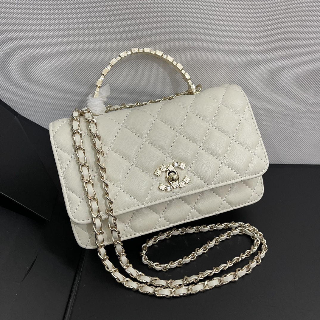 Chanel 24P new rhinestone handheld woc 512 White Single-layer&three-color