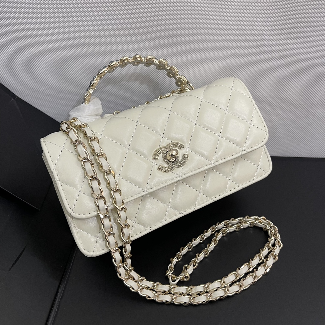 Chanel 24p pearl handle woc 511 White two-ply&three-color