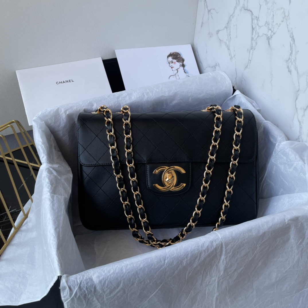 Chanel Classic Flap Bag 58999