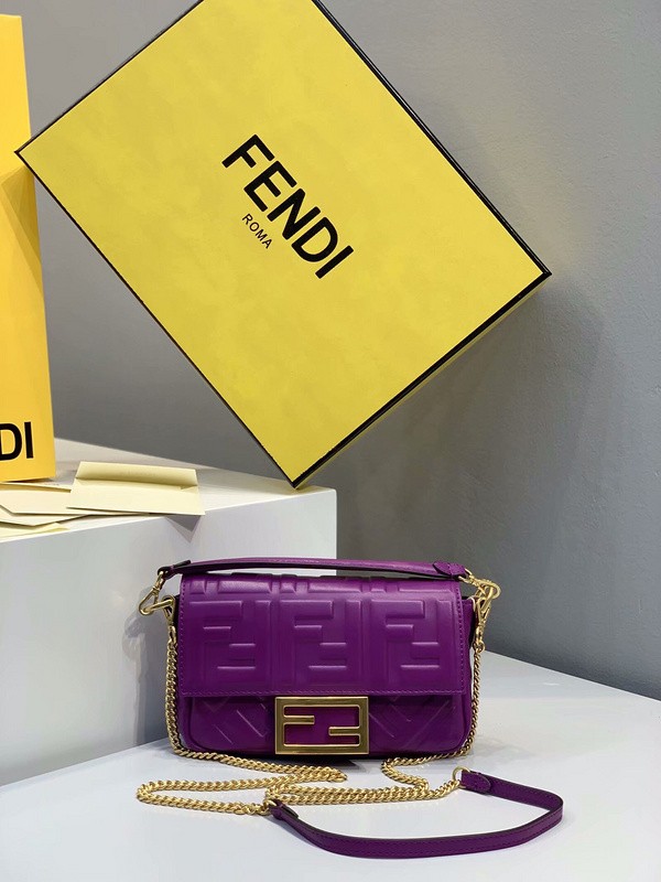 FENDI BAGUETTE FHN-2020-124185