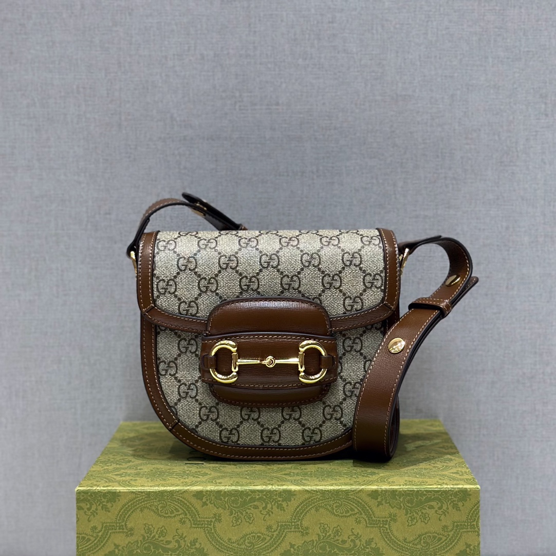 GUCCI horsebit 1955 half round saddle bag 760191