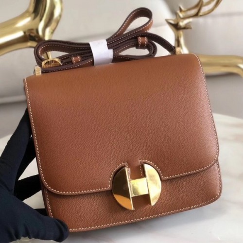 Hermes 2002 20cm Bag In Gold Evercolor Calfskin