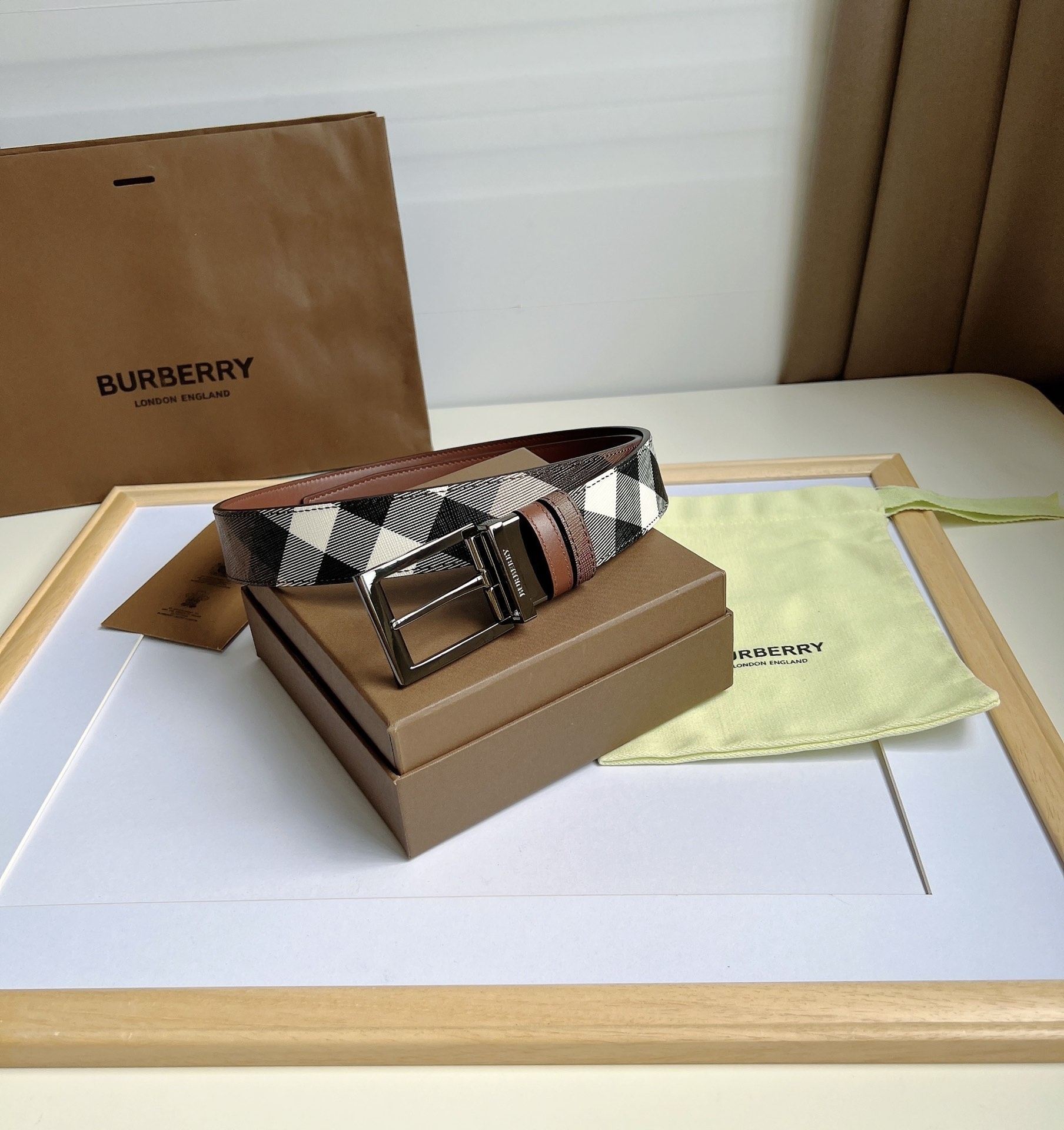 Burberry belt New belts from the Collection 1096