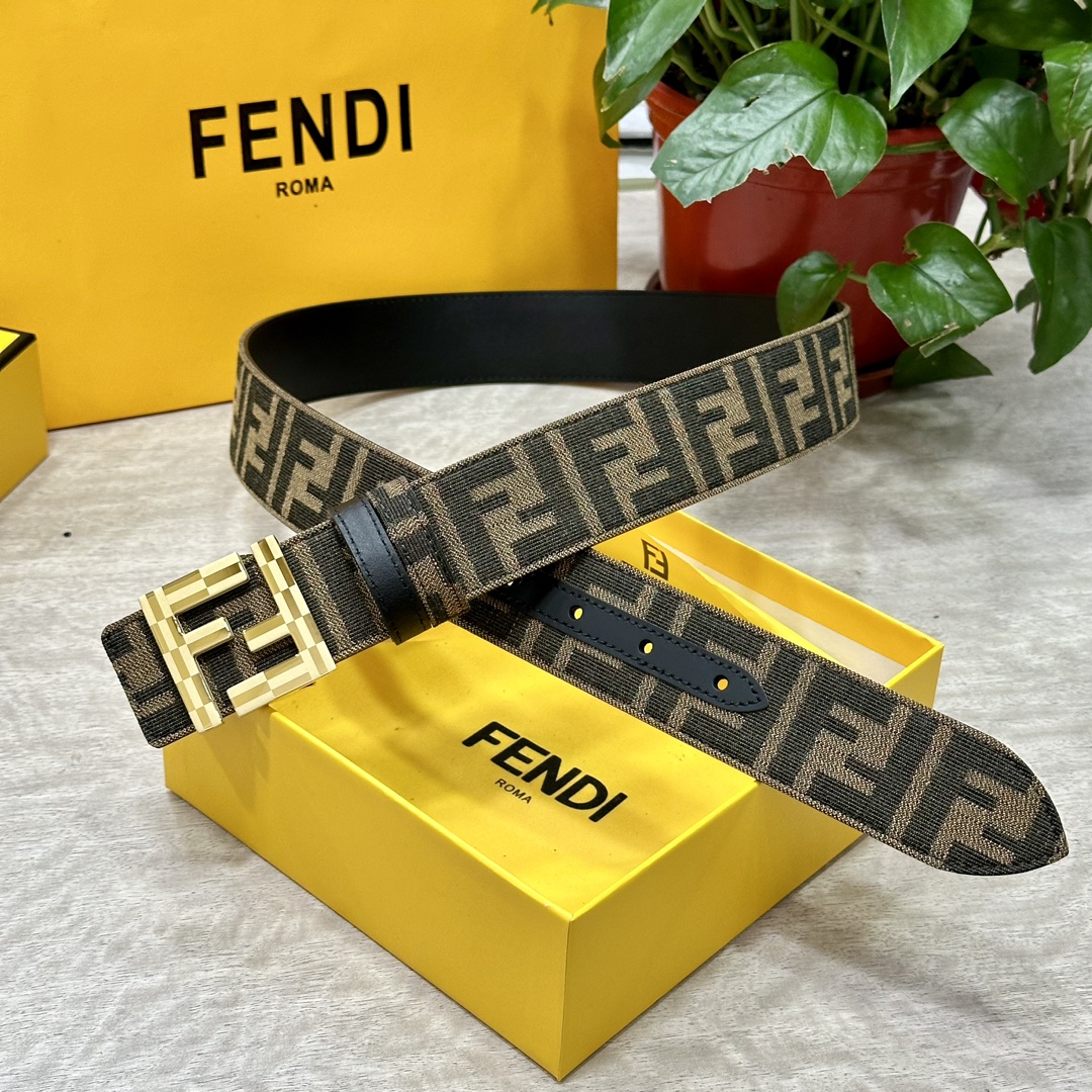 Fendi belt classic collection 1171