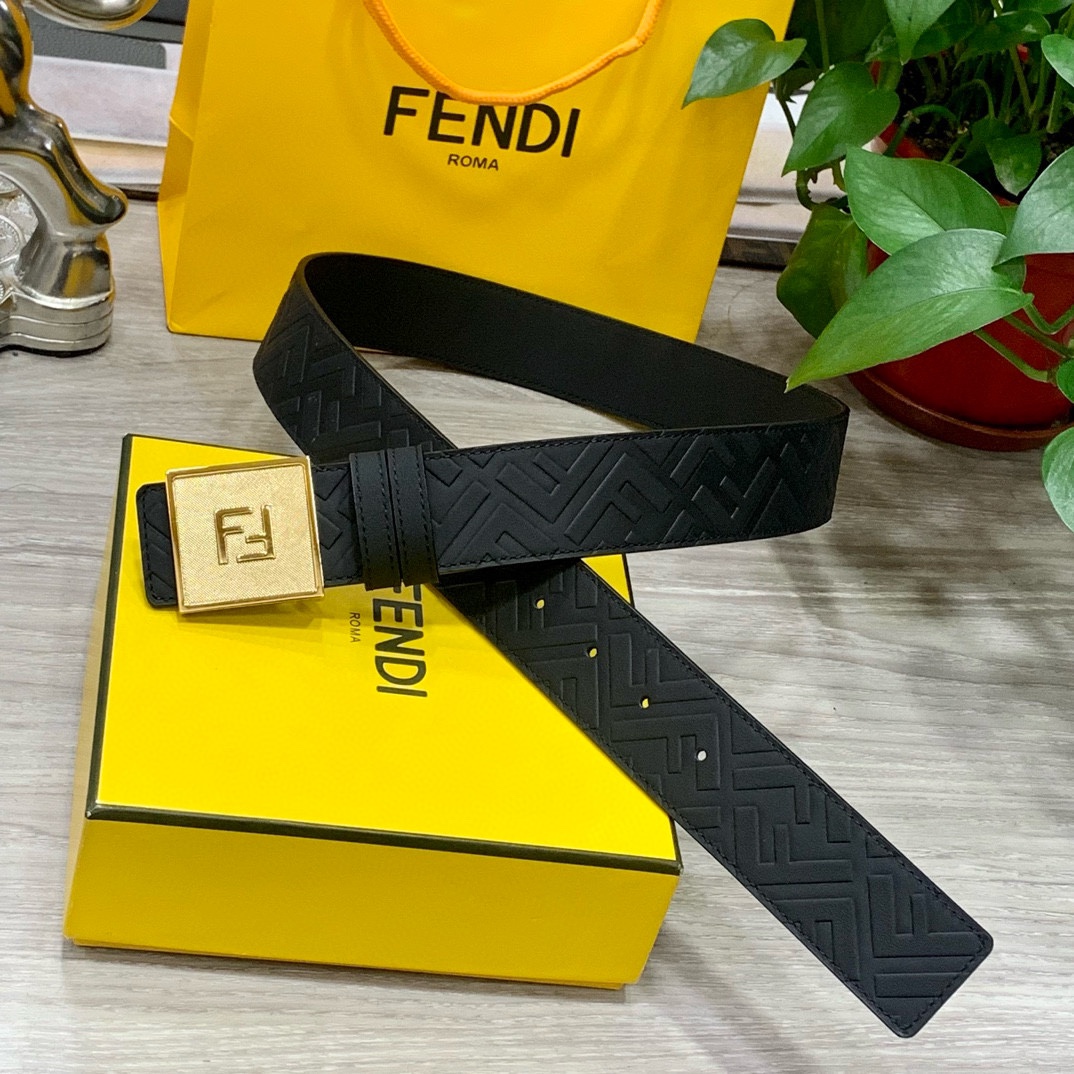 Fendi belt classic collection 1180