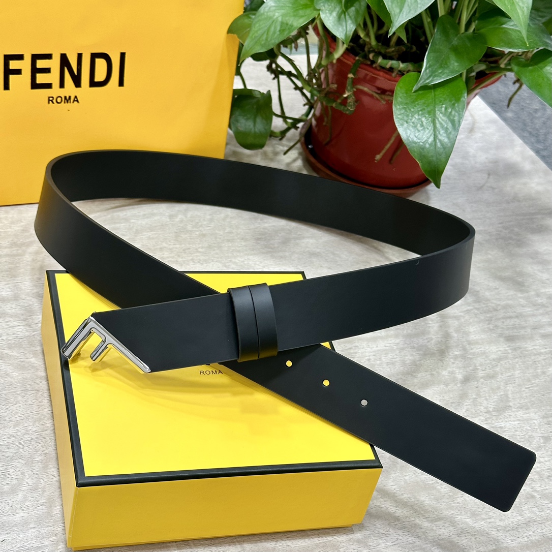 Fendi belt classic collection 1192