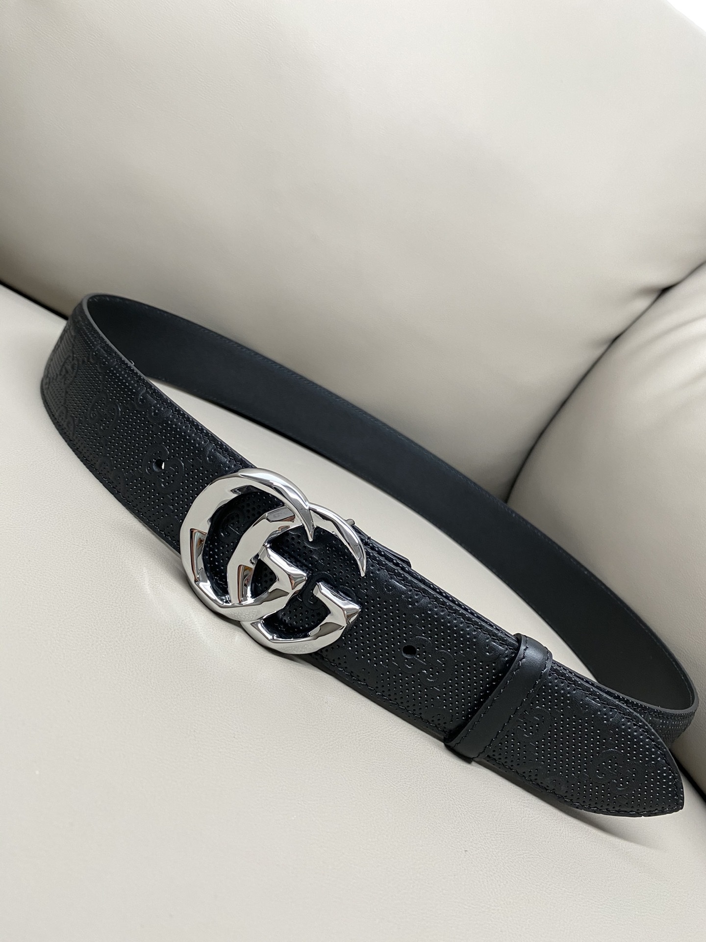 Gucci Classic New Belt 2033