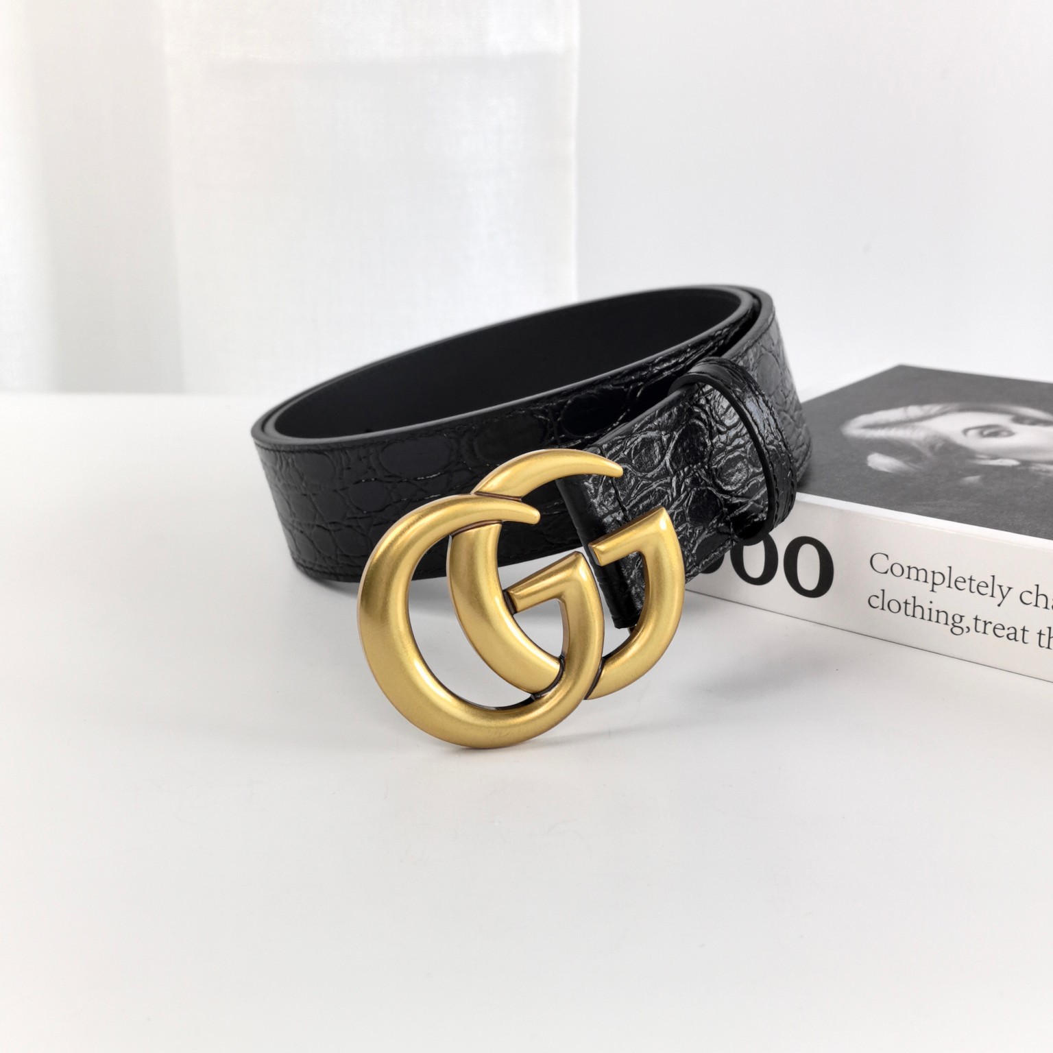 Gucci Classic New Belt 2060