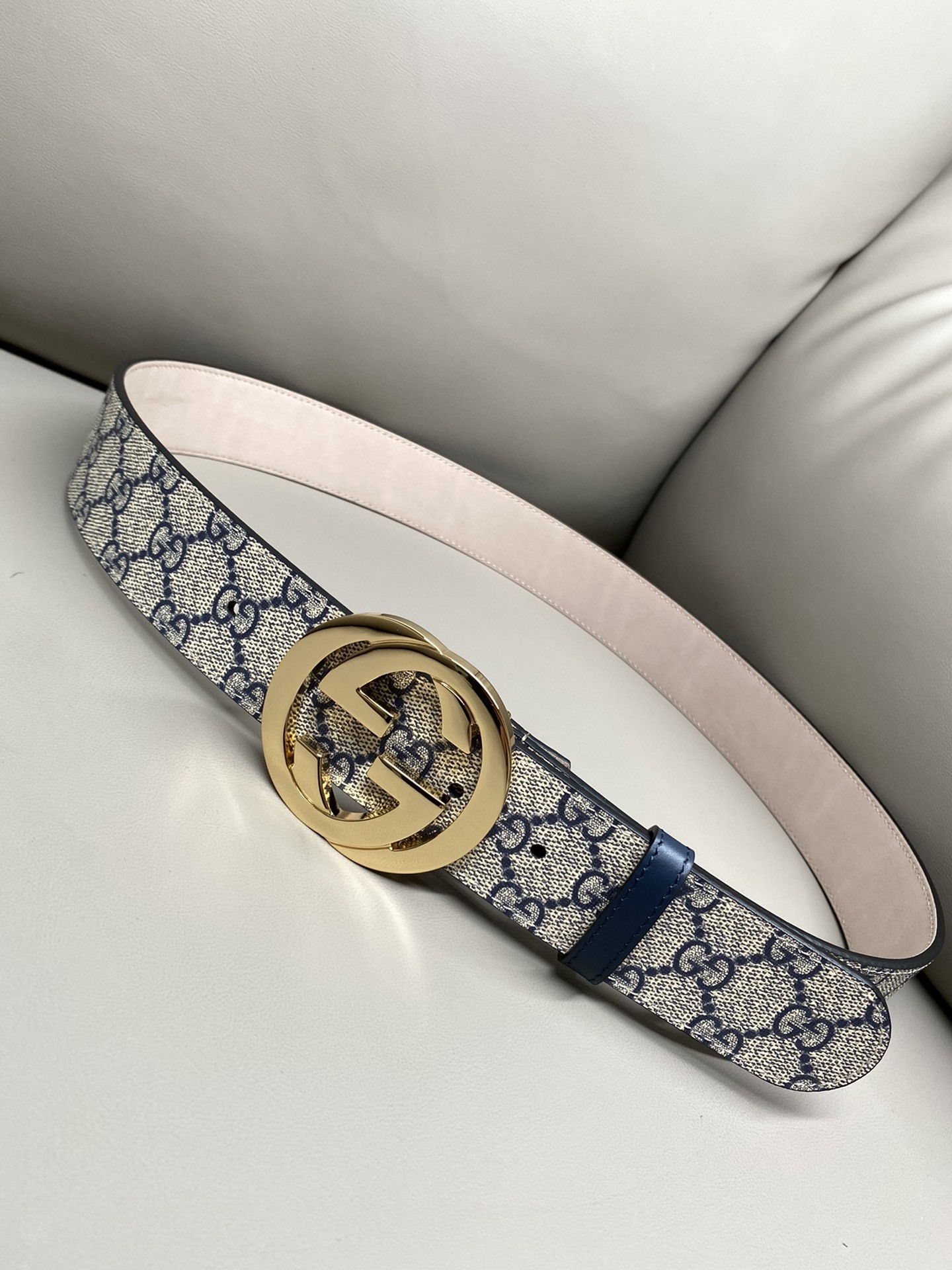 Gucci Classic New Belt 2077