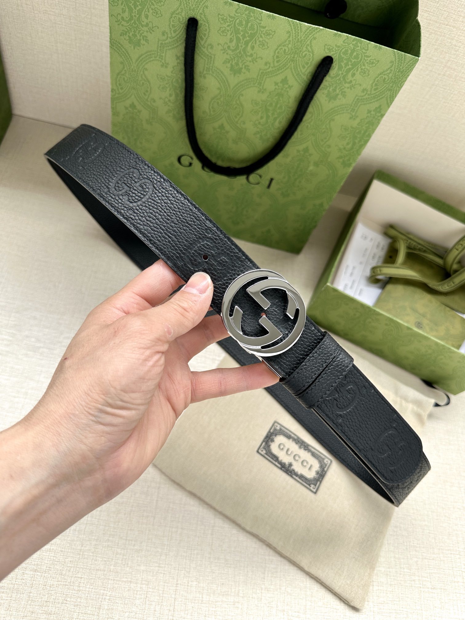 Gucci Classic New Belt 2147