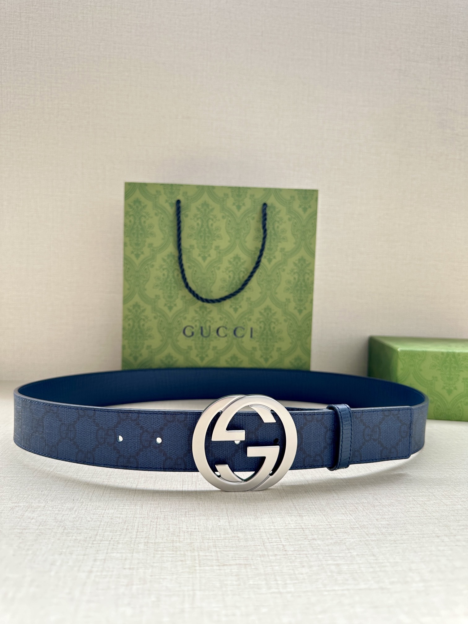 Gucci Classic New Belt 2221