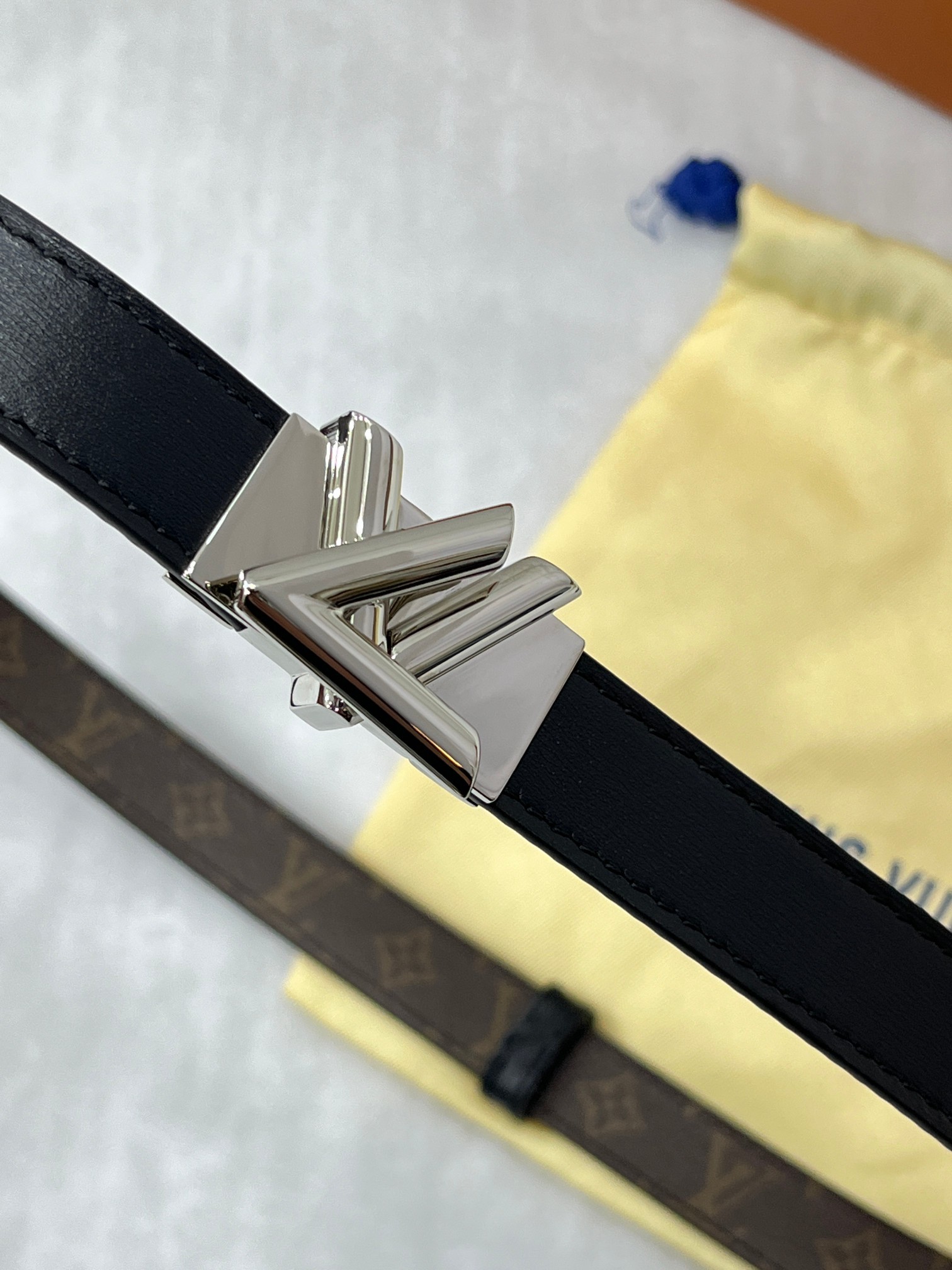 Louis vuitton Classic New Belt 2401