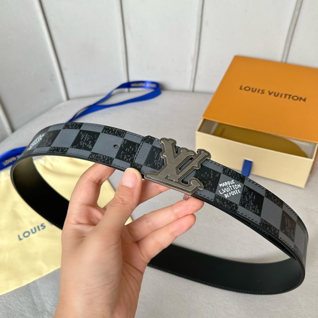 Louis vuitton Classic New Belt 2550