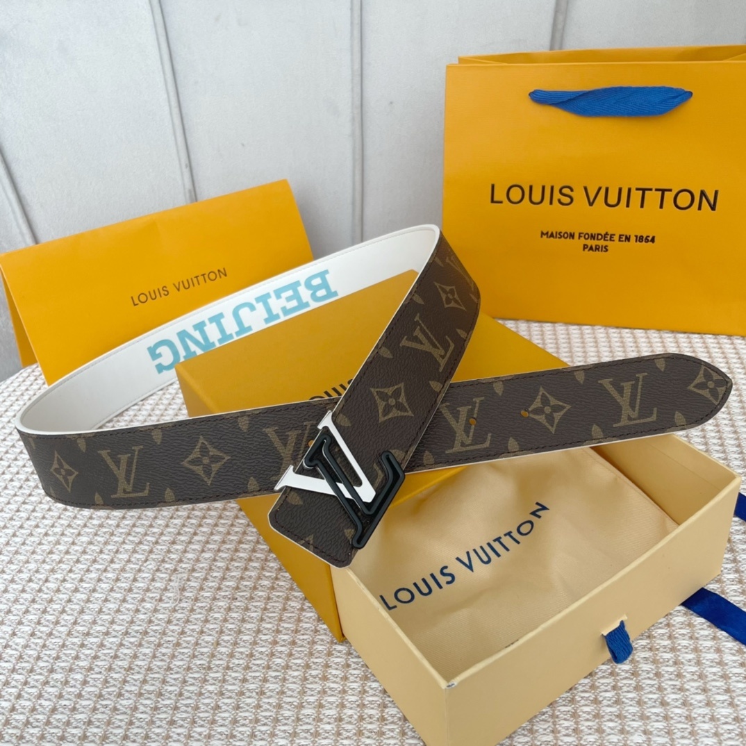 Louis vuitton Classic New Belt 2559