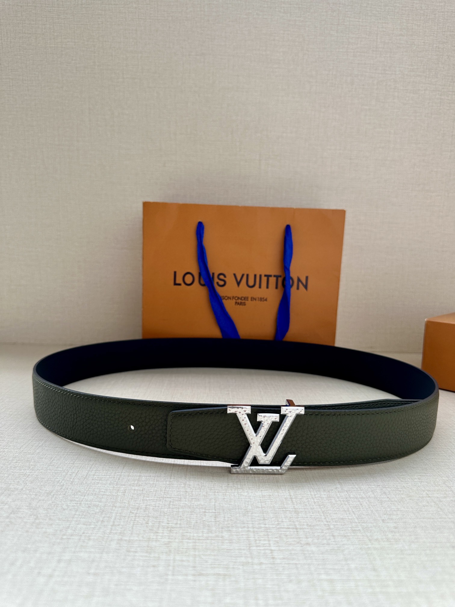 replica Louis vuitton Classic New Belt 2649