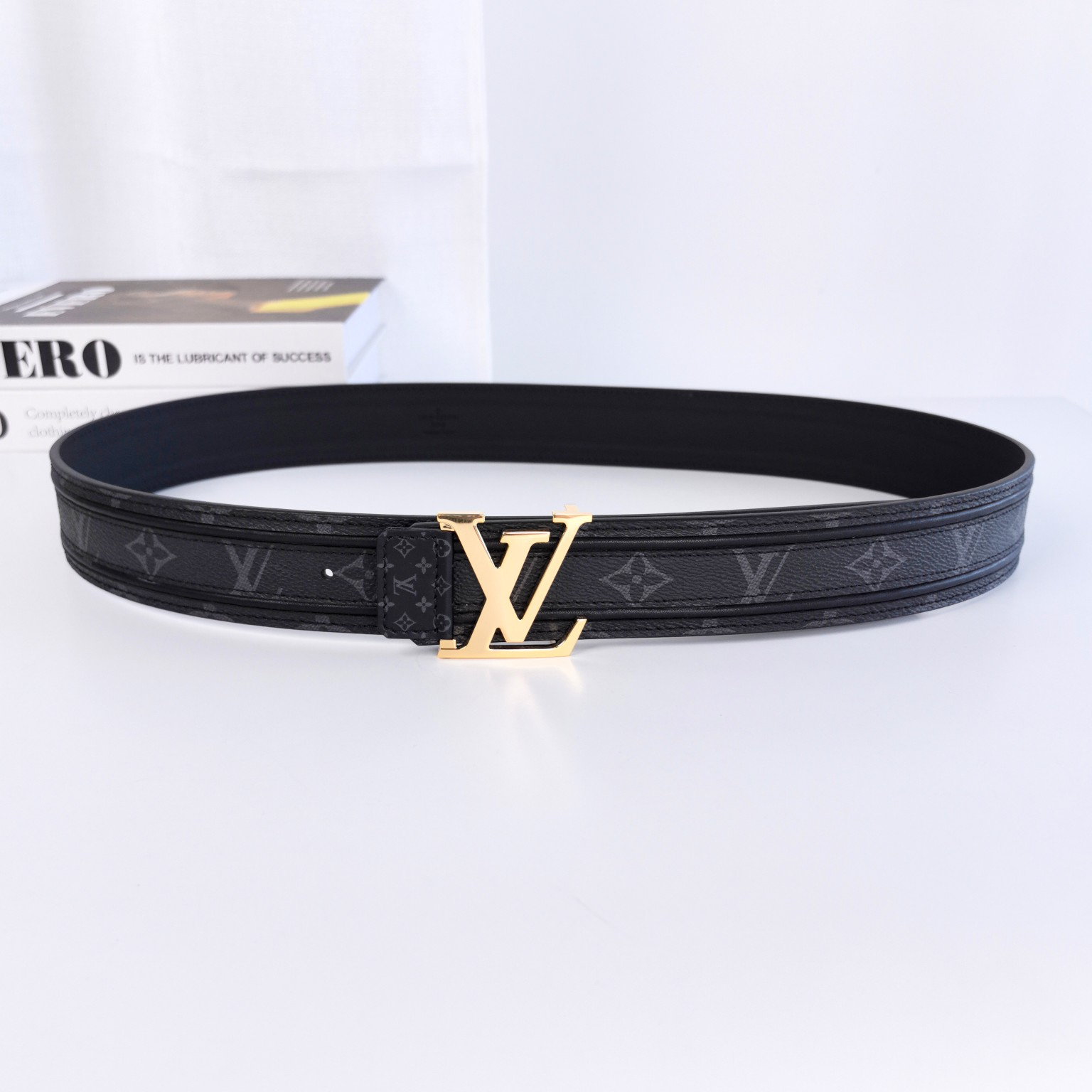 replica Louis vuitton Classic New Belt 2701