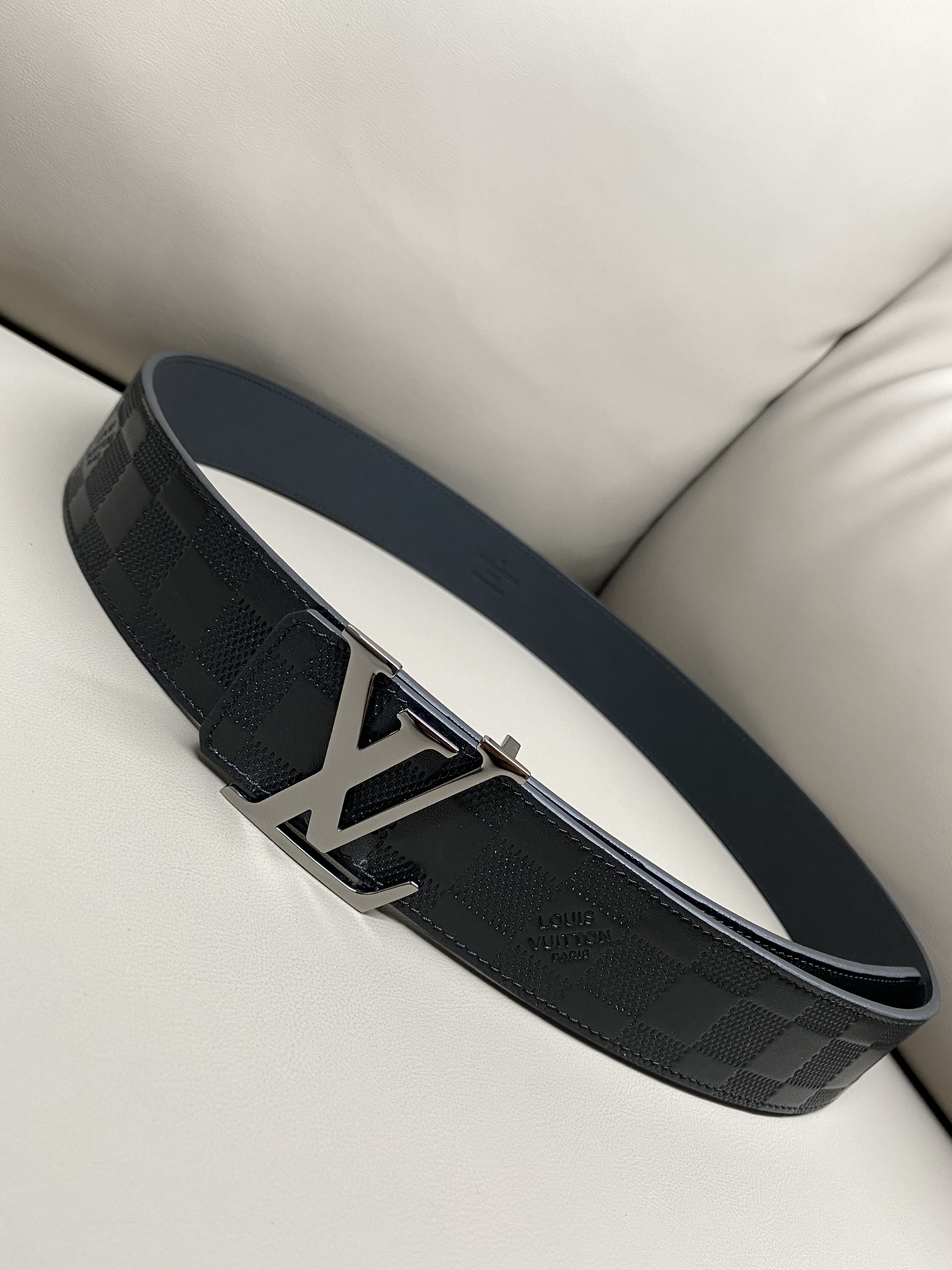 replica Louis vuitton Classic New Belt 2830