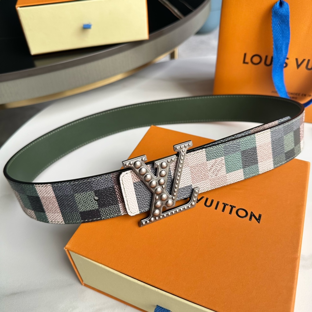 replica Louis vuitton Classic New Belt 2920