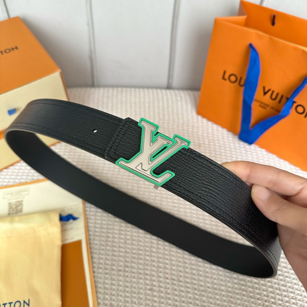 replica Louis vuitton Classic New Belt 2935