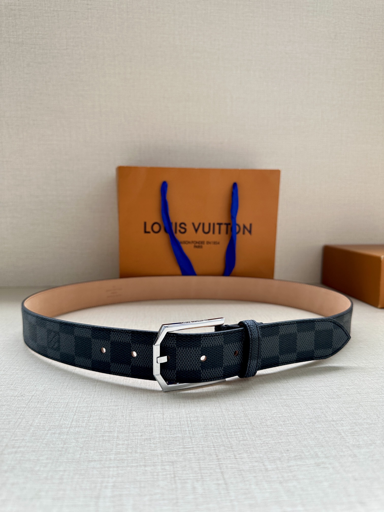 replica Louis vuitton Classic New Belt 2861