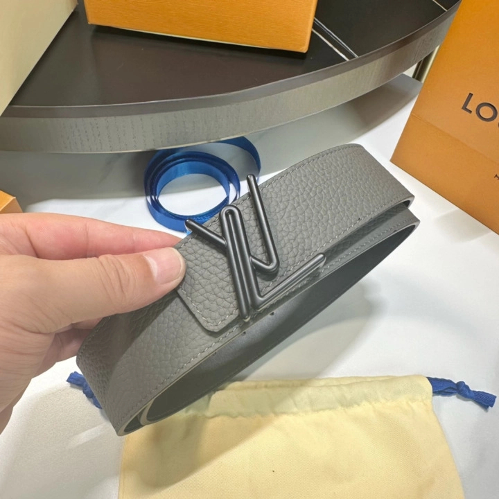 replica Louis vuitton Classic New Belt 3039