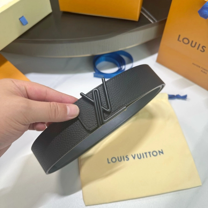 replica Louis vuitton Classic New Belt 3043