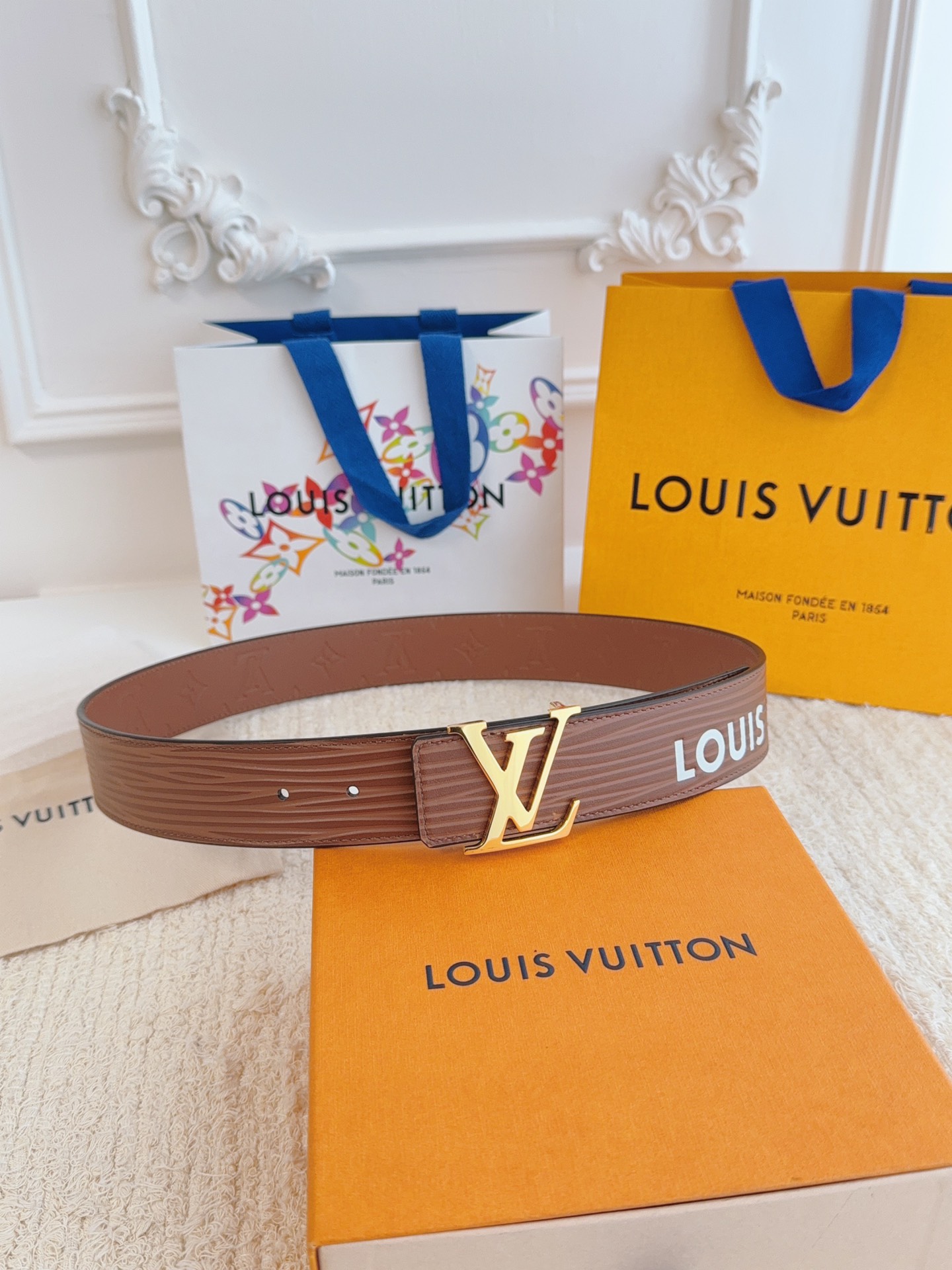 replica Louis vuitton Classic New Belt 3102