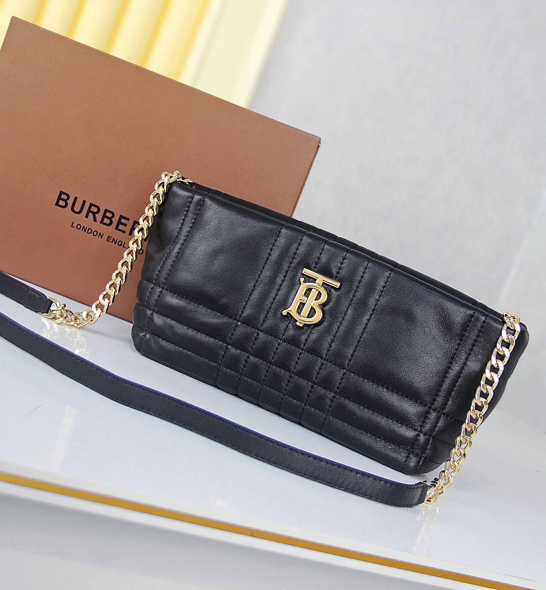 replica Burberry Classic Bag 1124-1101