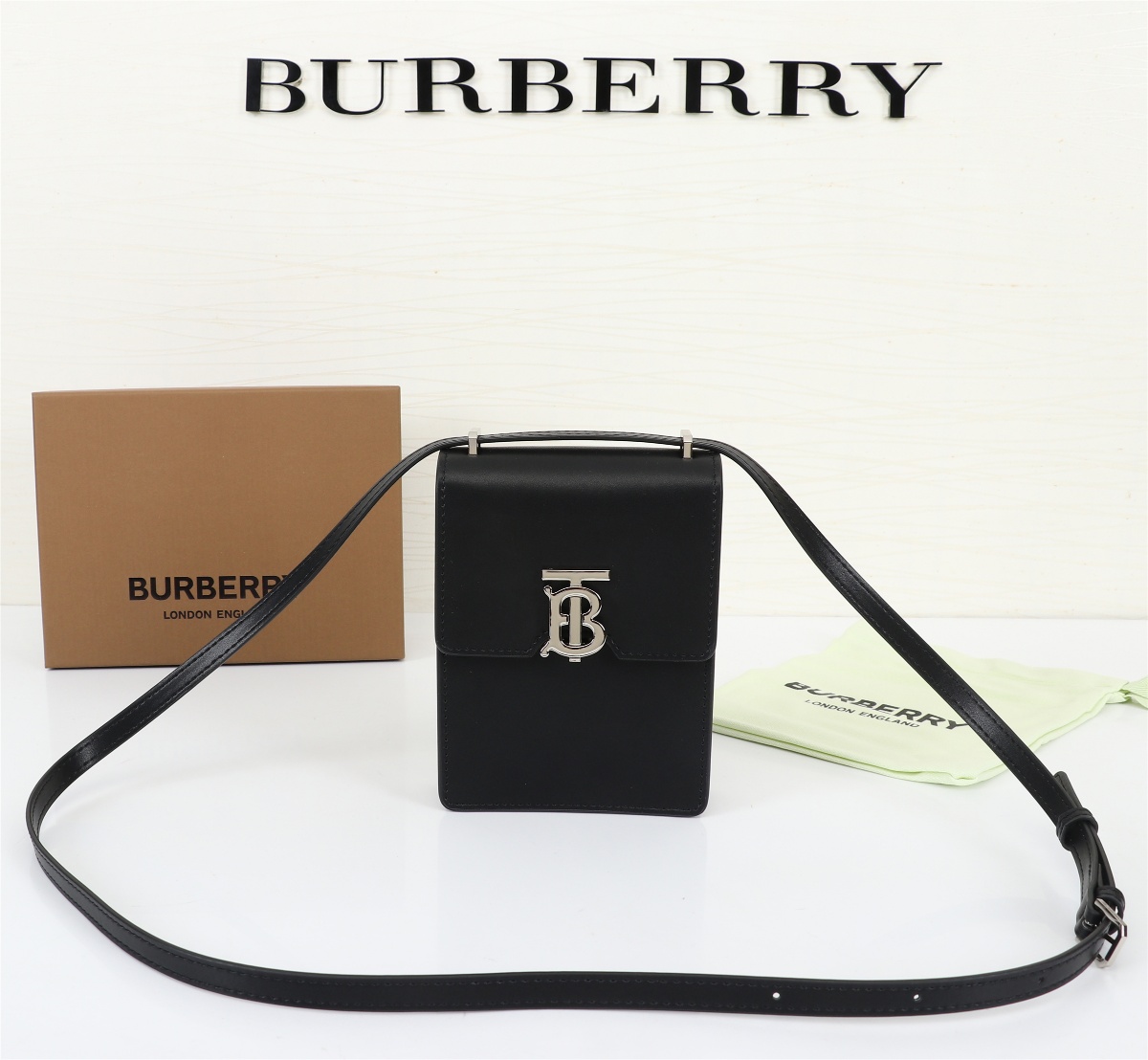 replica Burberry Classic Bag 112-1228